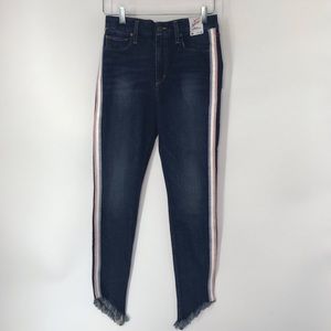 Joe’s Jeans high rise ankle jeans NWT.
